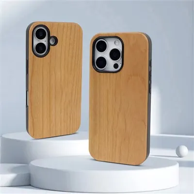 Medinis „iPhone 16 Pro“ dėklas